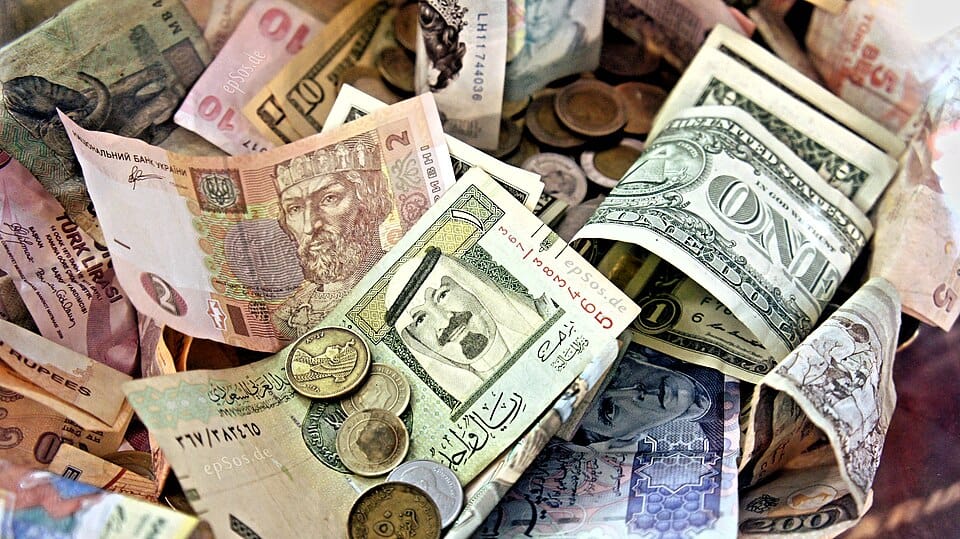 Understanding the Difference Between Building Societies and Banks